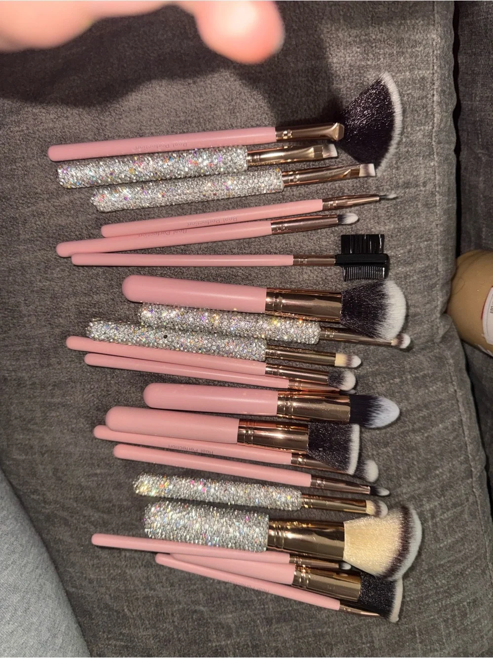 Unused Pink & Rhinestone Makeup Brush Set – Large Bundle